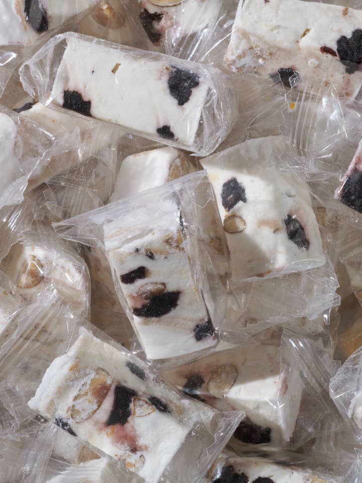 Nougat fruiten bosbes film ANONIEM Zak 2,5 kg voor wholesale door Nougat Diane De Poytiers