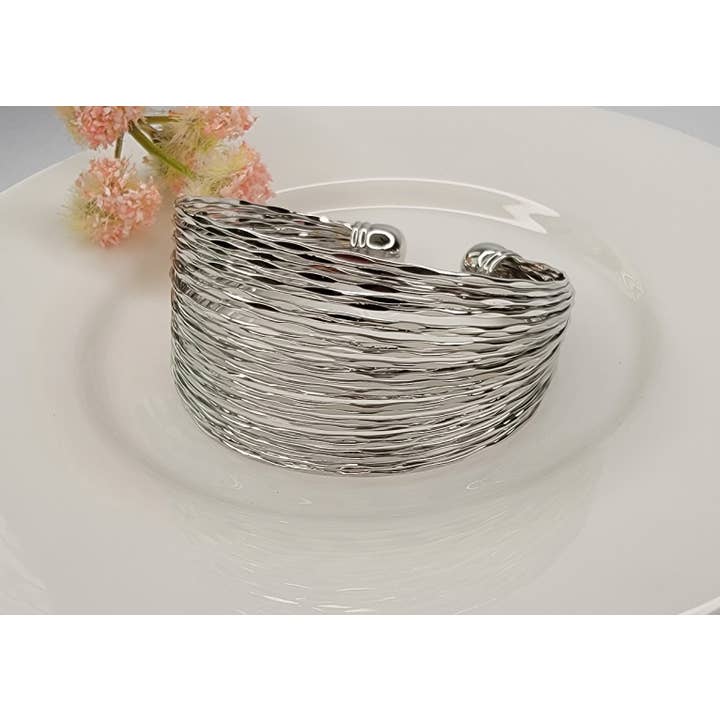 BETTYOH INC – wholesale Länkar och kedjearmband – FLERTRÅDIGT JUSTERBART ARMBAND.4