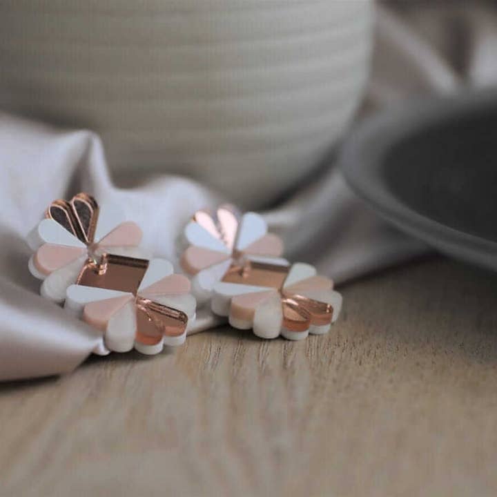 Little Geraldine - Wholesale Stud/post earrings - Flourish Stud3