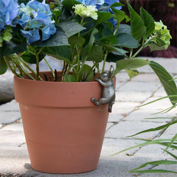 Audrey's Home & Gift - Wholesale Decorative Figurine - Mini Rabbit Pot Hugger (Pk/03)3