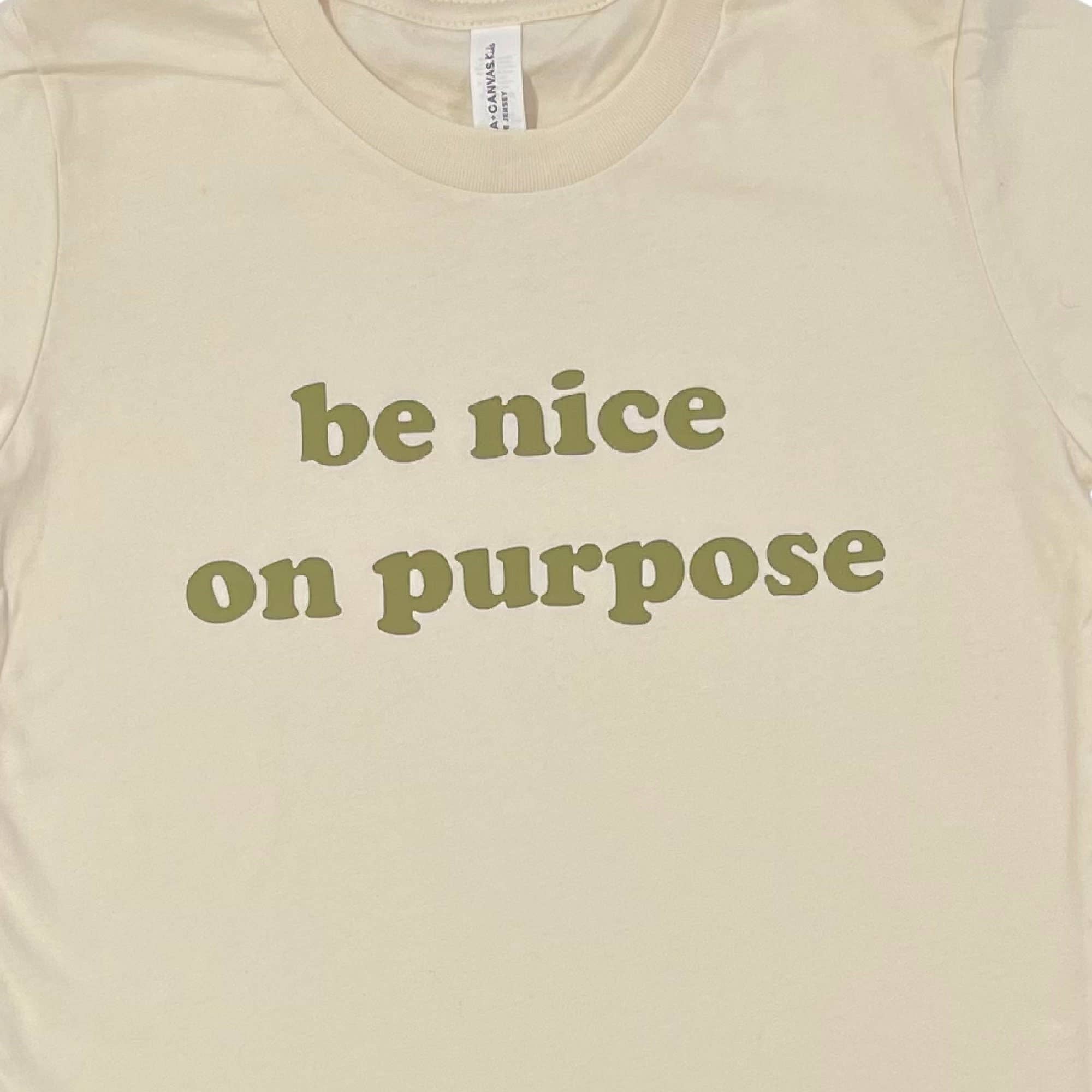 The Mini Mart Studio - Wholesale T-shirt met zeefdruk - Kinderen - Be Nice on Purpose Peuter and Youth t-shirt | Inspirerend grafisch t-shirt voor kinderen | Kindness Kindershirt | Kies Vriendelijkheid | Schattig kinder t-shirt6