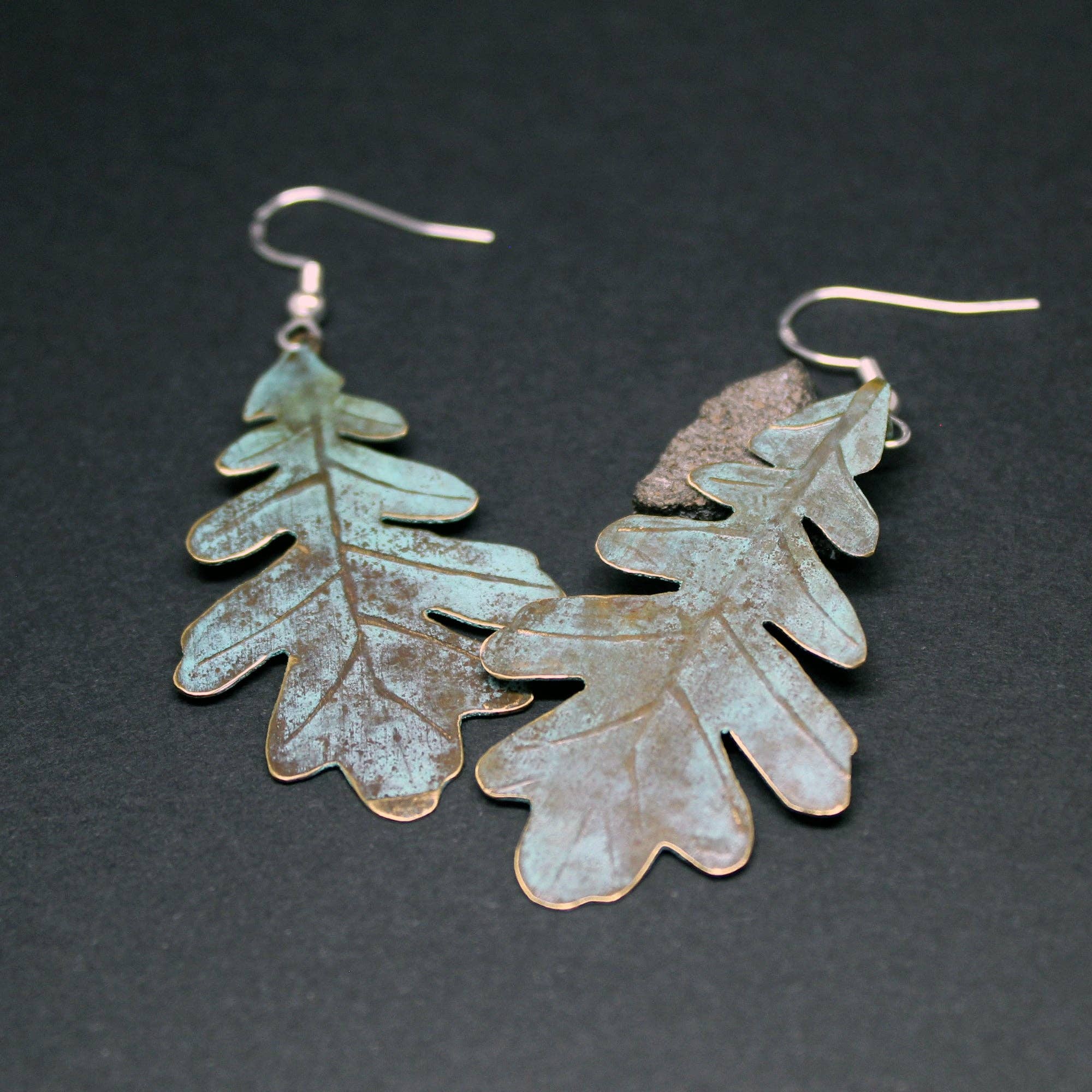 Plataica - Wholesale Dangle Earrings - Oak leaf earrings in brass and 925 silver with green patina5