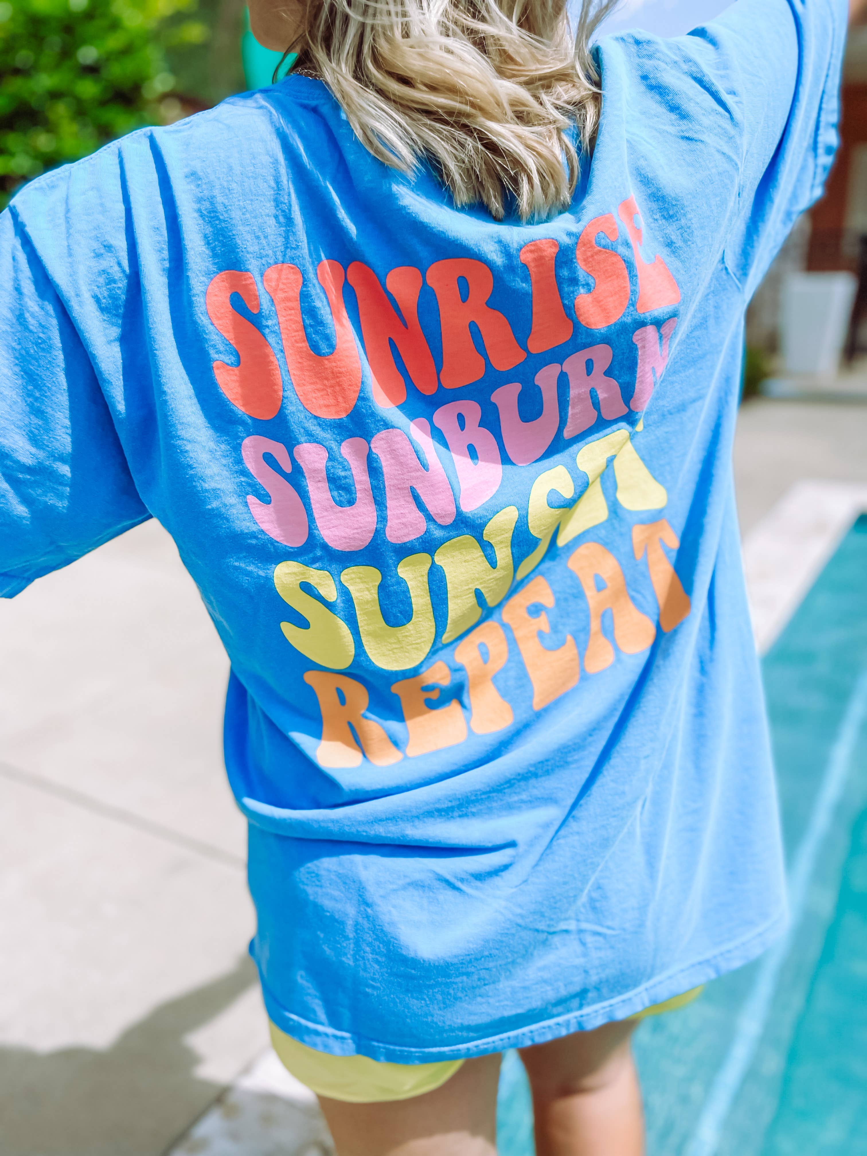 Pierce + Pine – wholesale Screen printed t-shirt – Women′s – Sun Repeat
