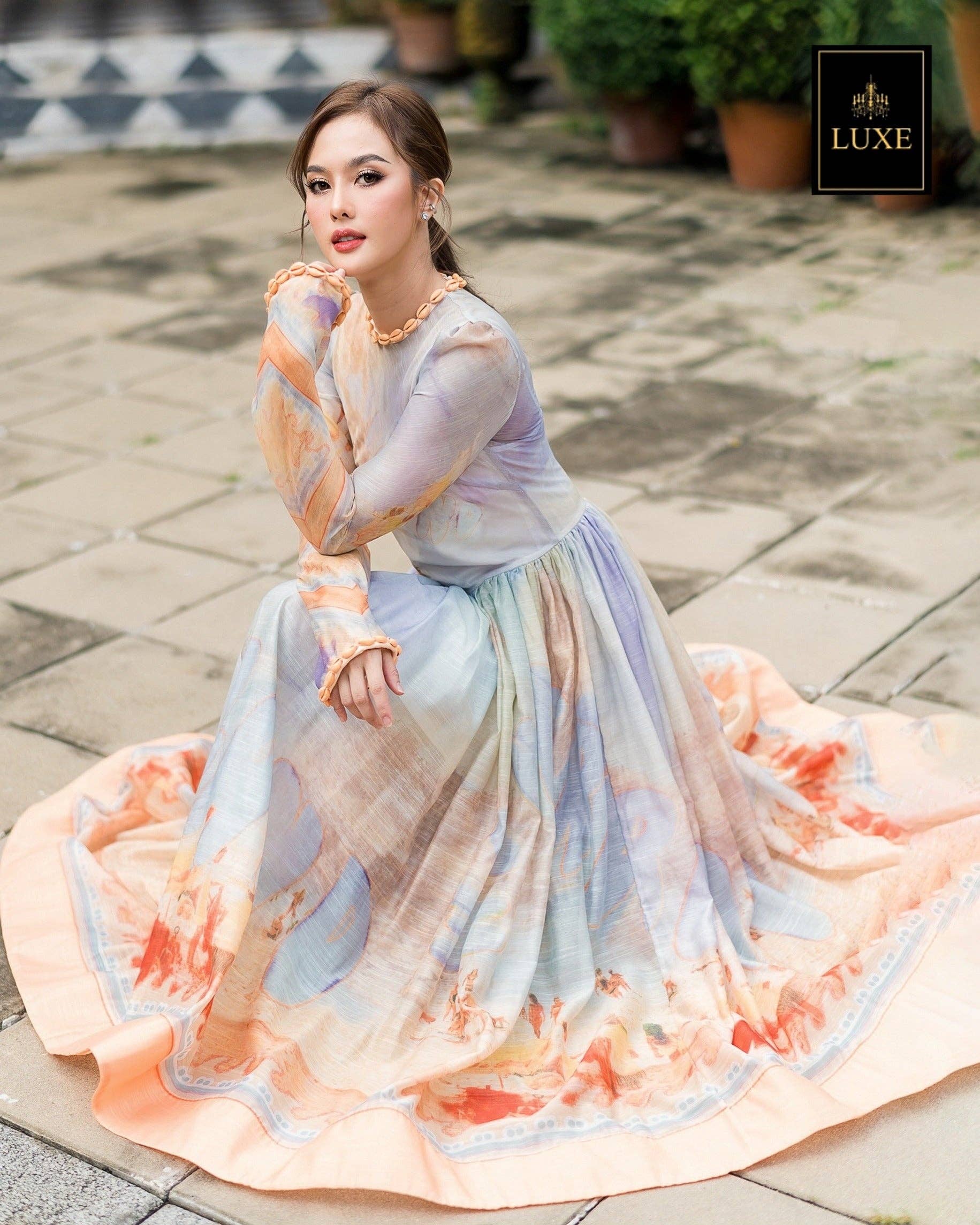 AlexyDesings – Engroshandel Kjole - Dame – Broderet skrå langærmet kjole10