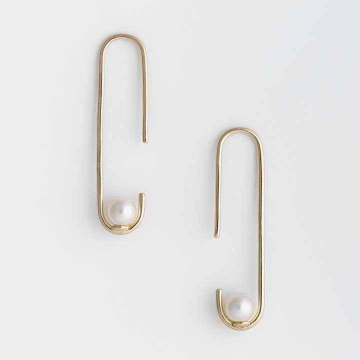 Loops - INSTINCTIVE for wholesale by Huguette Paris