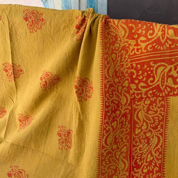 bhavnas boutique - Wholesale Quilt - Old Antique Kantha Quilts Bedspreads Vintage Cotton Coverlet1