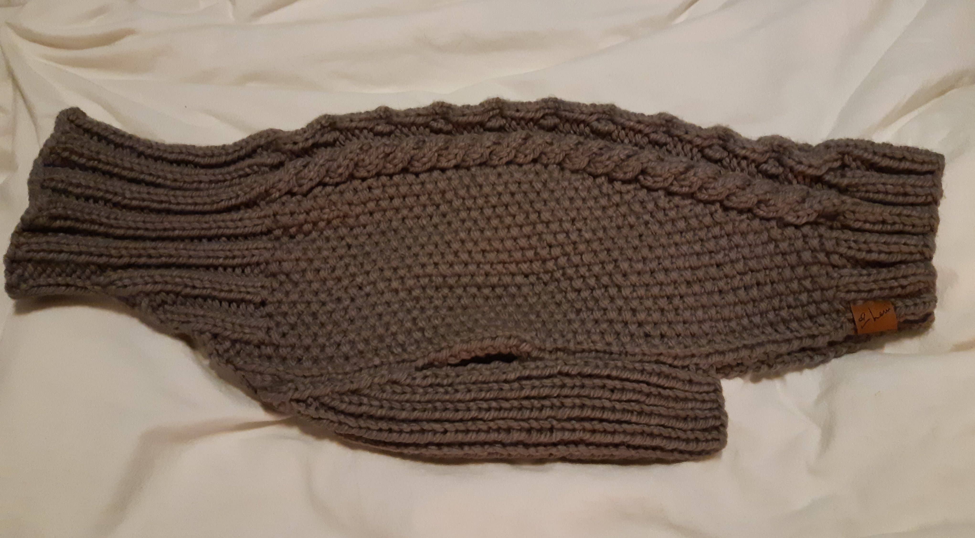 Leni Knits Limited - Wholesale Pet Sweater - Dog - The Original Honeycomb Cable Knit Dog Sweater7