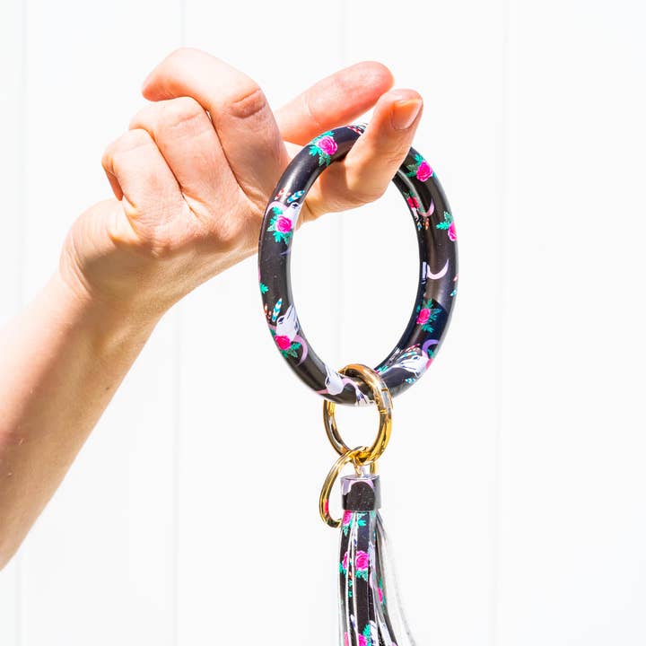 Schlüsselring Quastenarmbänder - Zufällige Farbe für den Großhandel von Krediz