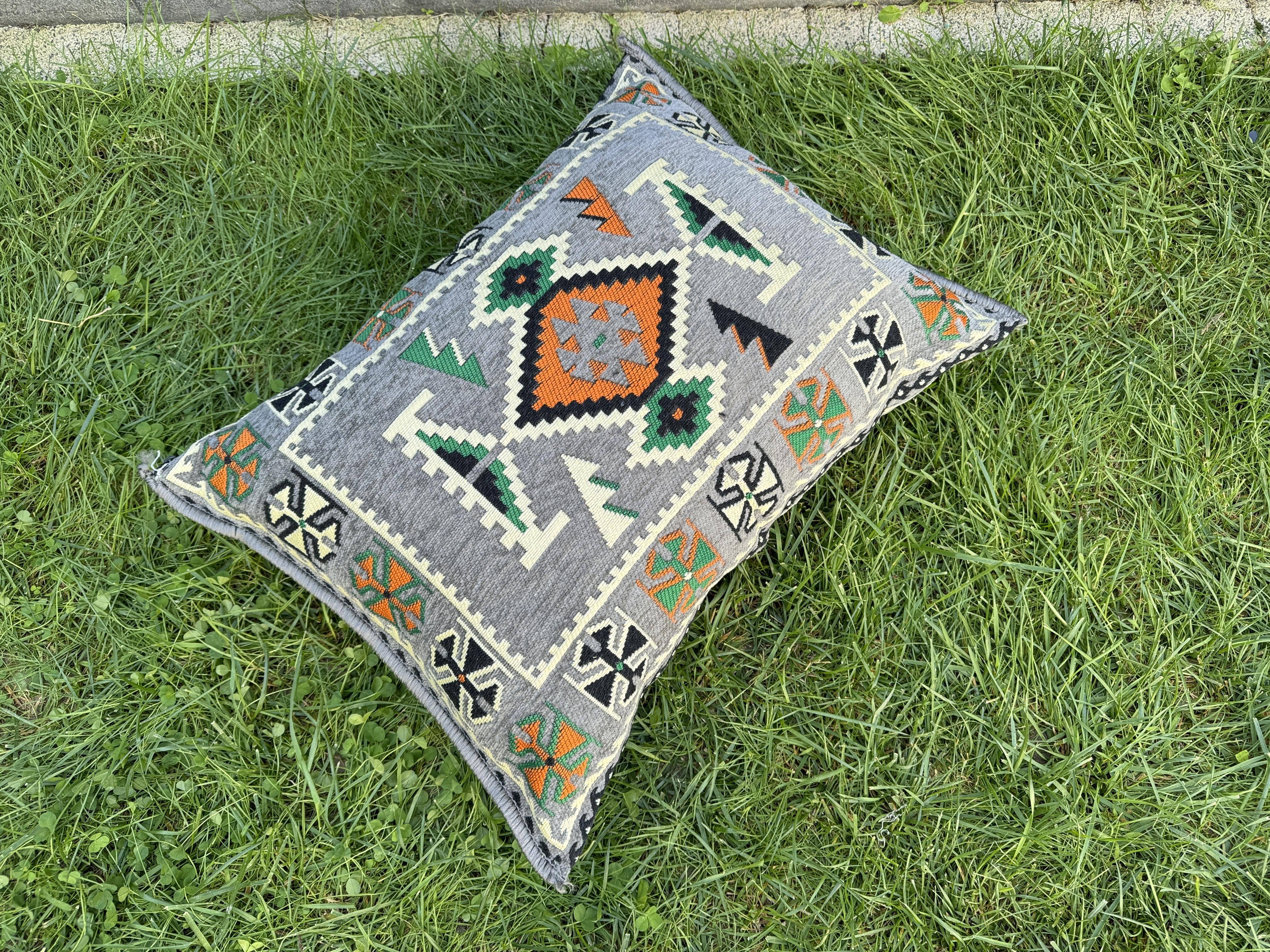 The Loom Wholesale – wholesale Ottoman – Handmade Floor Seating - Kilim Patterned Ottoman Floor Sofa21