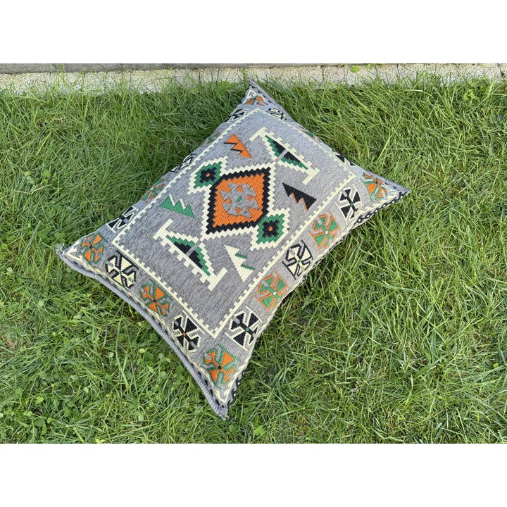 The Loom Wholesale - Wholesale Ottoman - Handmade Floor Seating - Kilim Patterned Ottoman Floor Sofa21