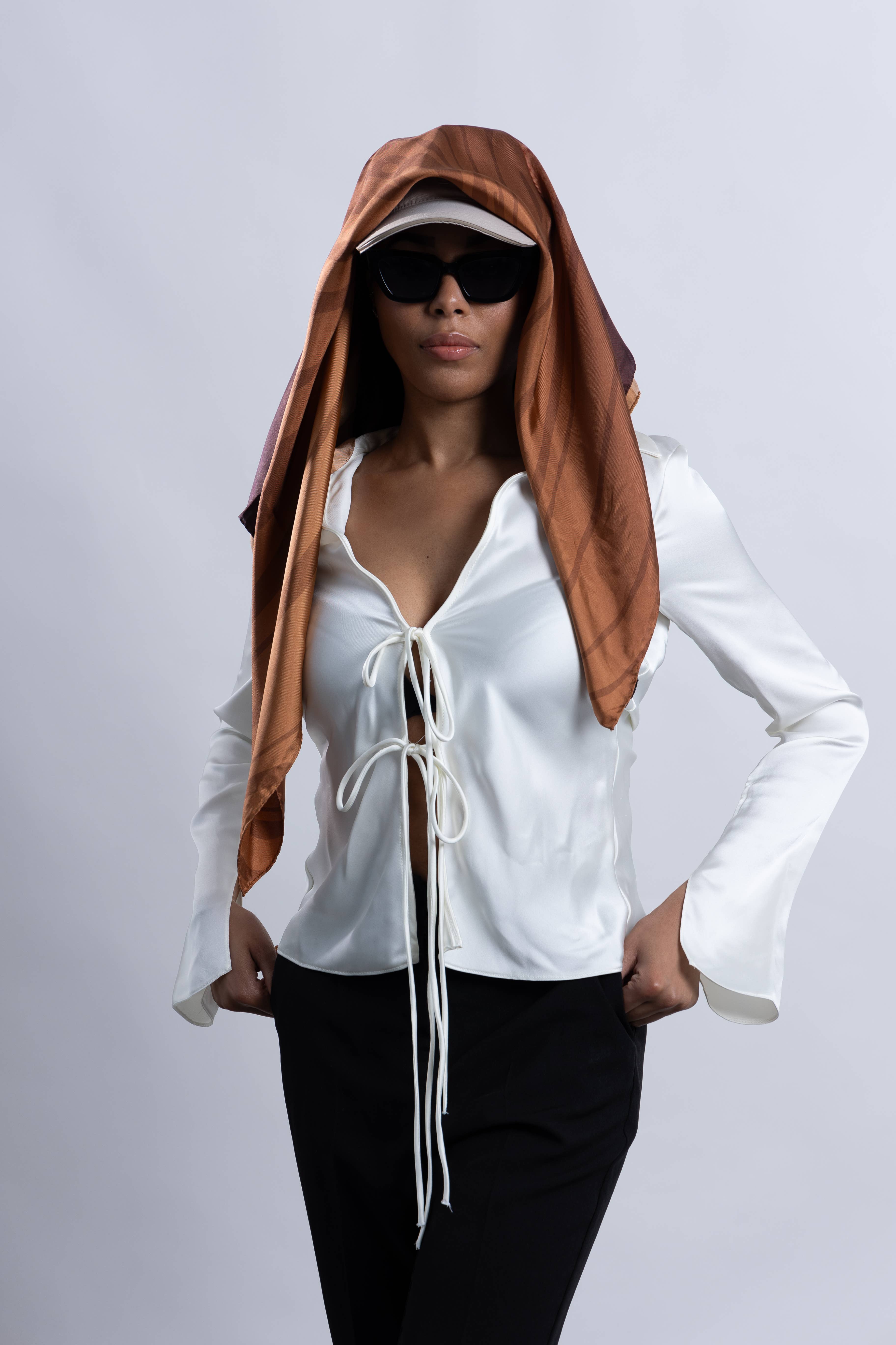 Pashmisy - Wholesale Scarf - Women's - Bronze Animal Print – Italian Silk Square Scarf (90 x 90 cm)1