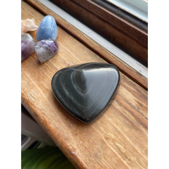 Tumbledshop - Wholesale Spiritual Stone/Crystal - Rainbow Obsidian Polished Crystal Heart Triangle Shaped Ston6