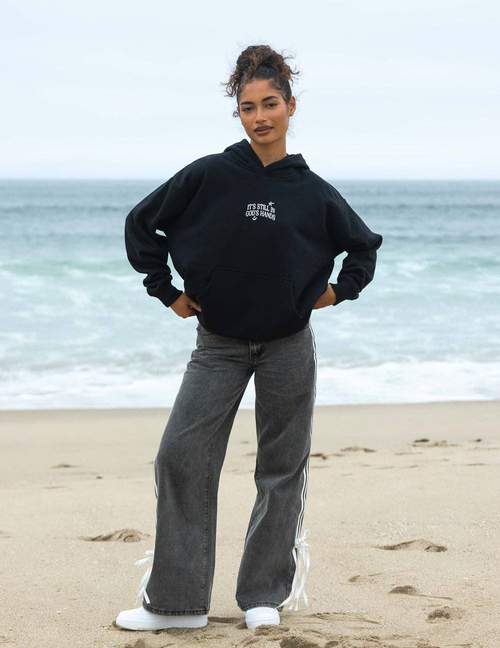 Elevated Faith - Venta al por mayor Sudadera con capucha - Mujer - Sudadera unisex In God's Hands2