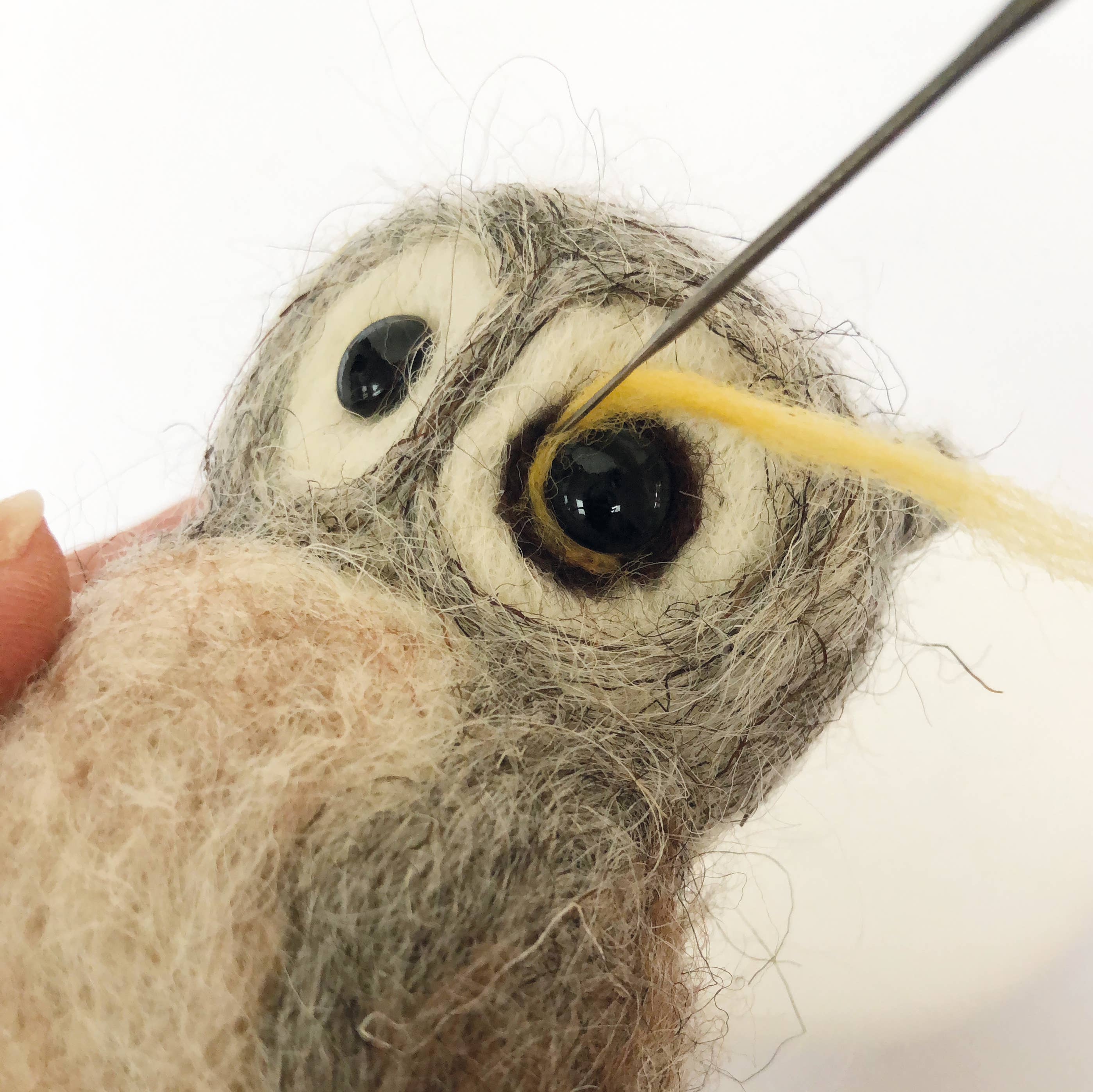 Bergin & Bath – wholesale Craft sewing kit – Needle Felting Kit - Owl8