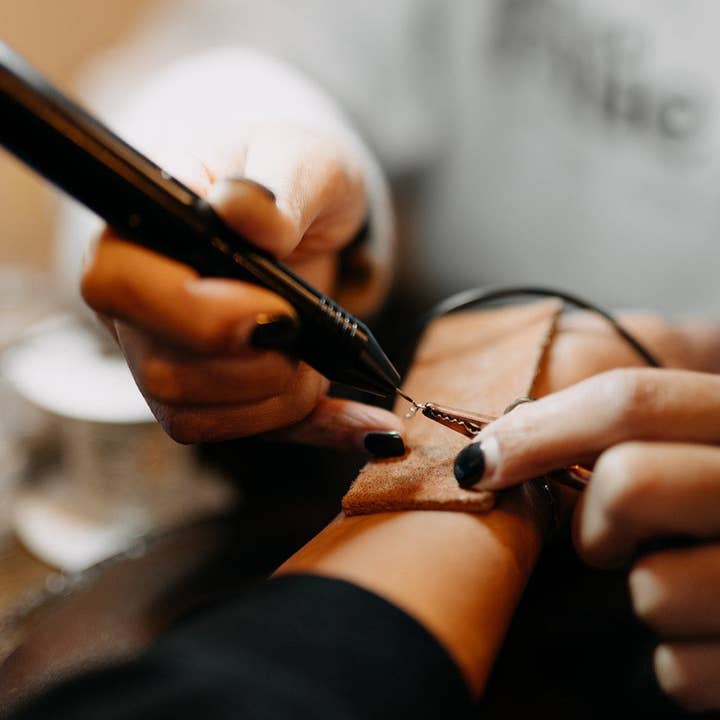 Fiesta Privada Pulsera Permanente Pop Up para venta al por mayor de Halie & Co