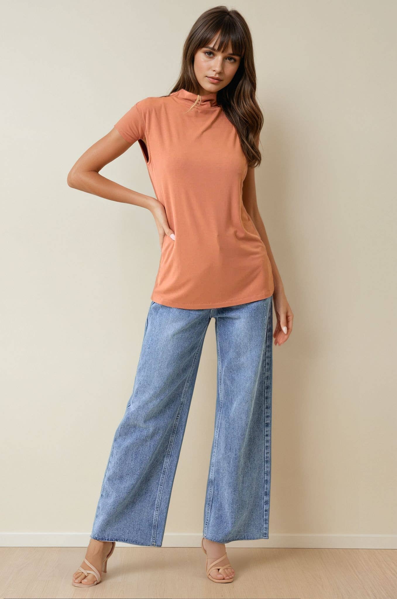 Doe and Rae – Engroshandel Strikket top - Dame – HØJHALSET DROP SKULDER STRIK TOP - 43190T10