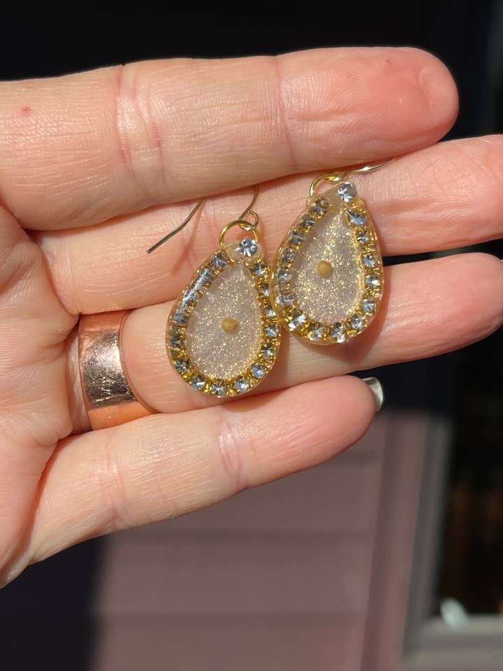 Faith Mustard seed Christian believe hope crystal resin for wholesale by Handmade clay and resin Jewelry