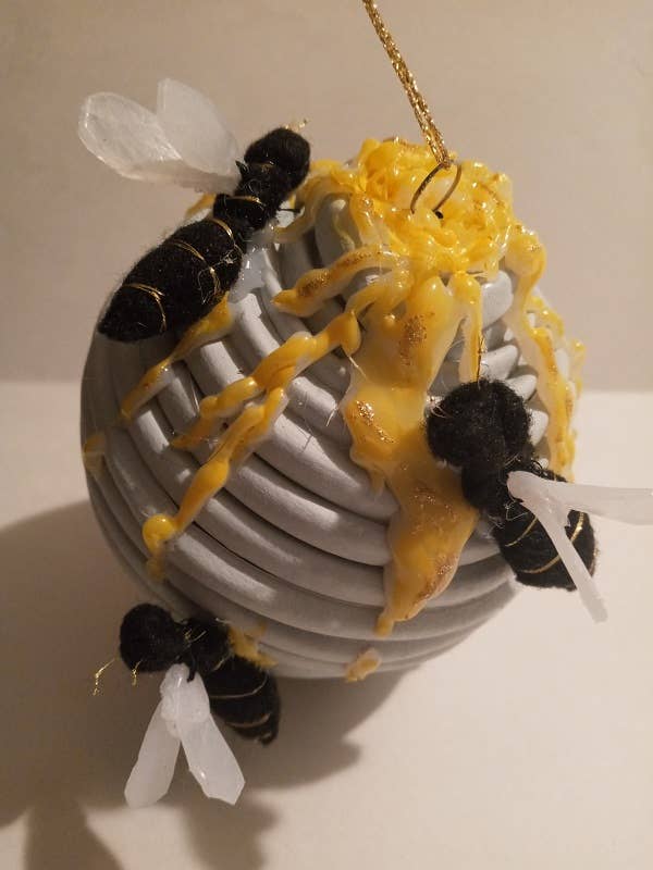 Adornos de abejas, 4 adornos únicos y excusados LX35 para venta al por mayor de BLUE RIBBON ORNAMENTS