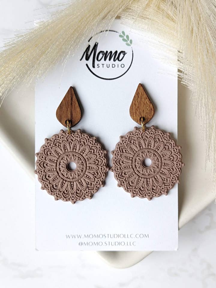 MANDALA 2.07 - Paleta Floral Neutra #1 - Concha por atacado de Momo Studio LLC