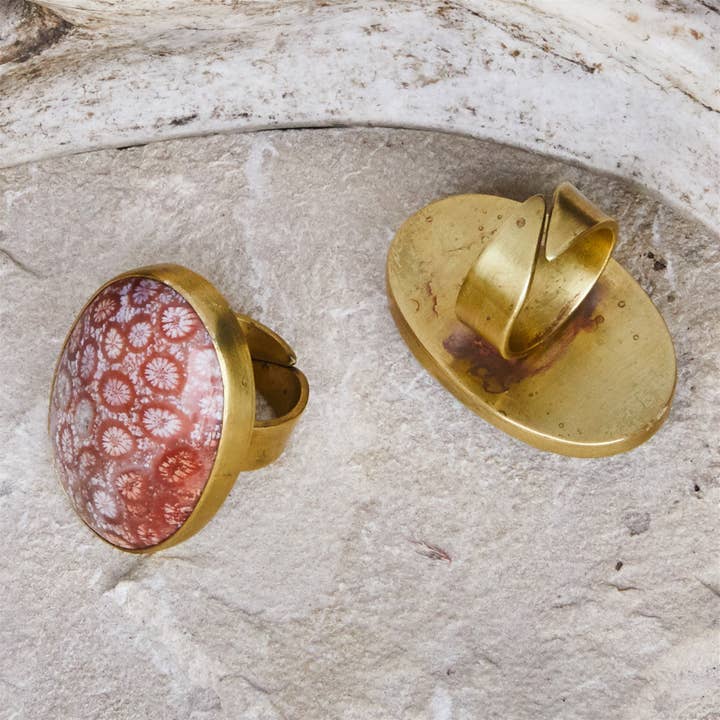 HomArt - Wholesale Cocktail/Statement Ring - Bezel Set Ring, Brass - Fossilized Coral