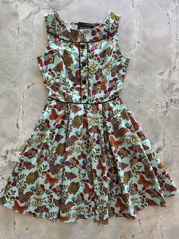 Retrolicious - Wholesale Dress - Women's - Elizabeth Dress in Woodland Whimsy0