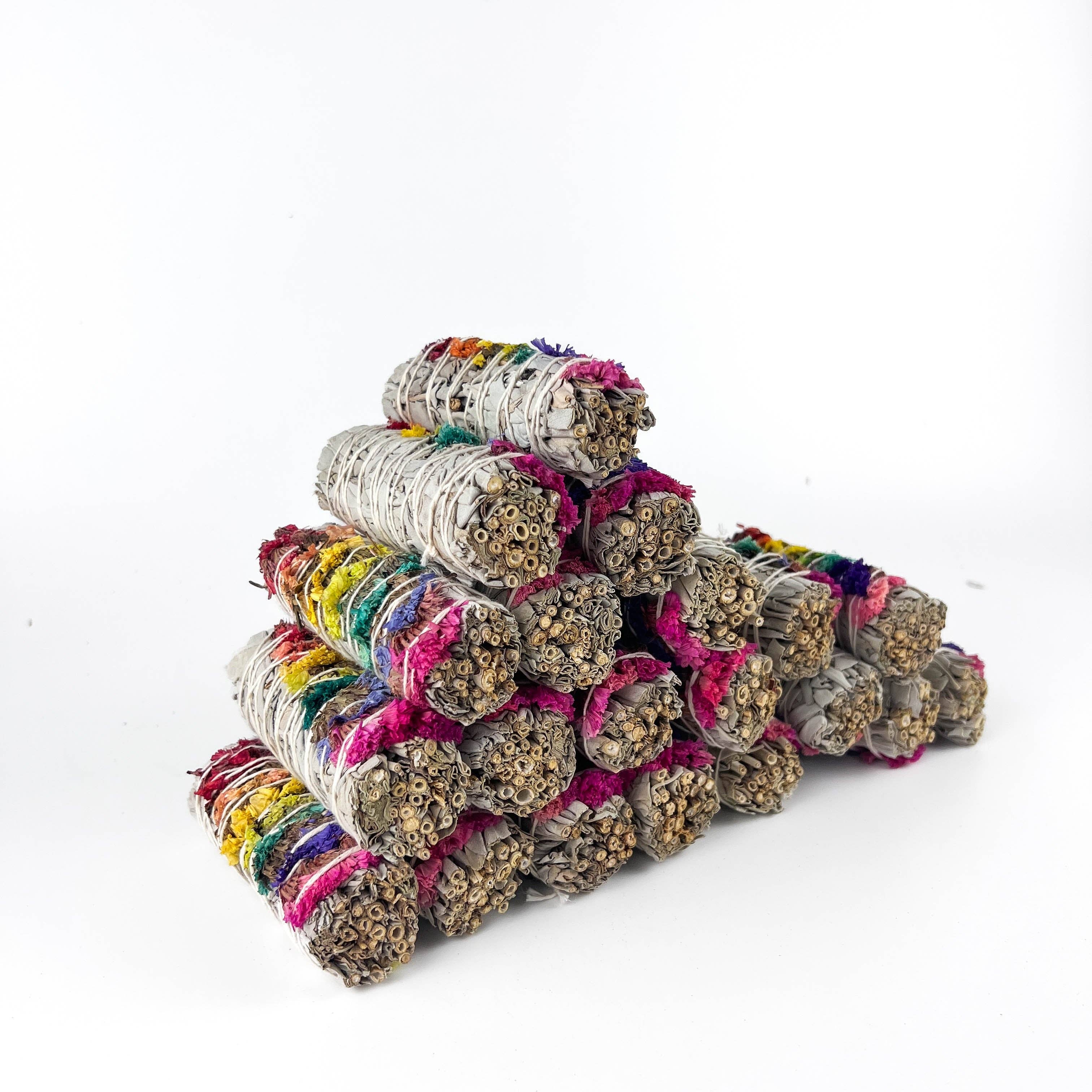 GREENROOTS USA LLC - Wholesale Sage Bundle - 7 Chakra Sinuata Flower White Sage 4" Organic Grown In Cali25