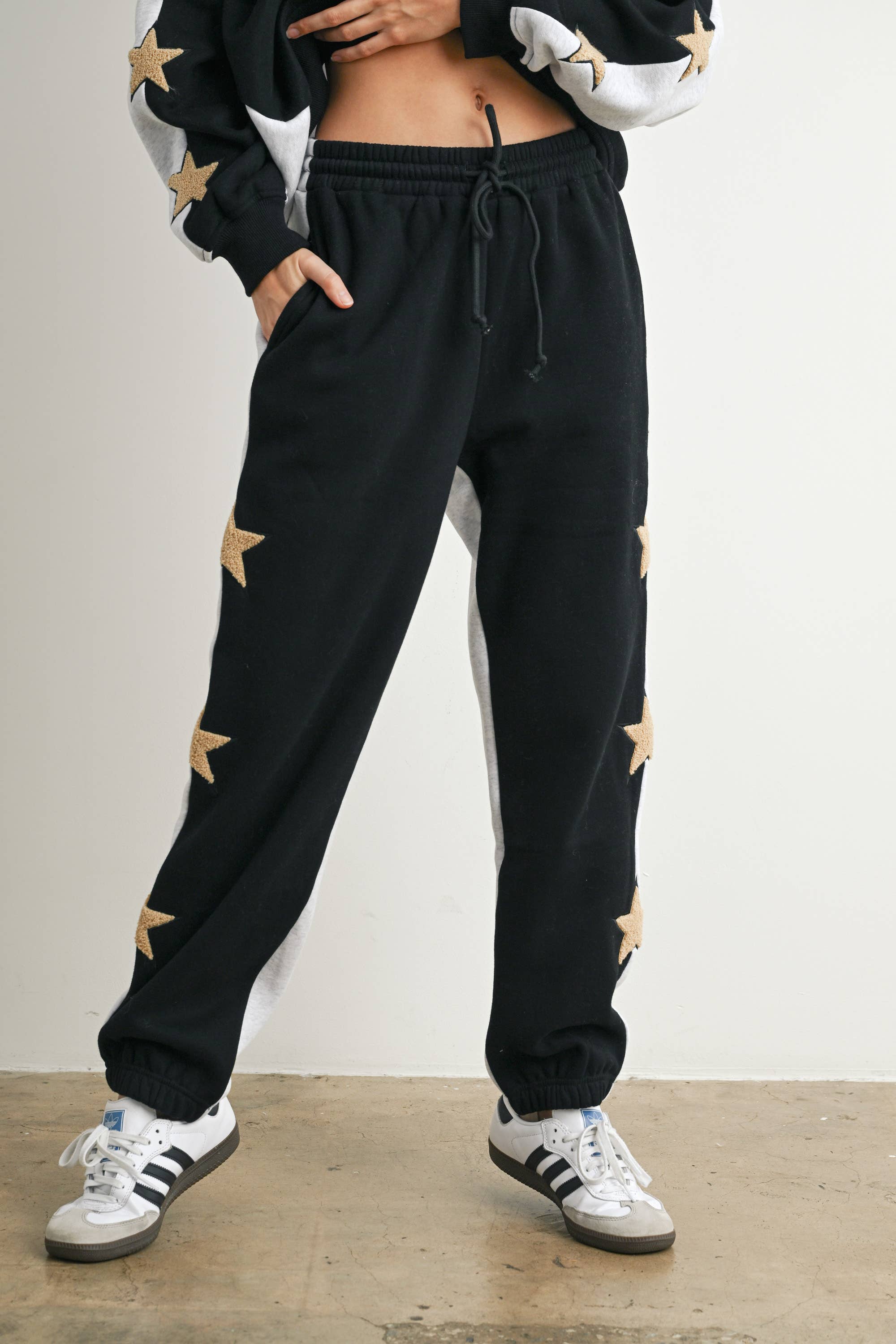 BUTTERMELON – wholesale Lounge Sweatpants/jogging bottoms – Women's – Color Block Sweatpants with Star Detail - BMP75704