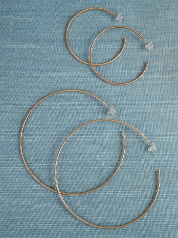 Cerceaux Big Badass pour la vente par Luscious Jewelry