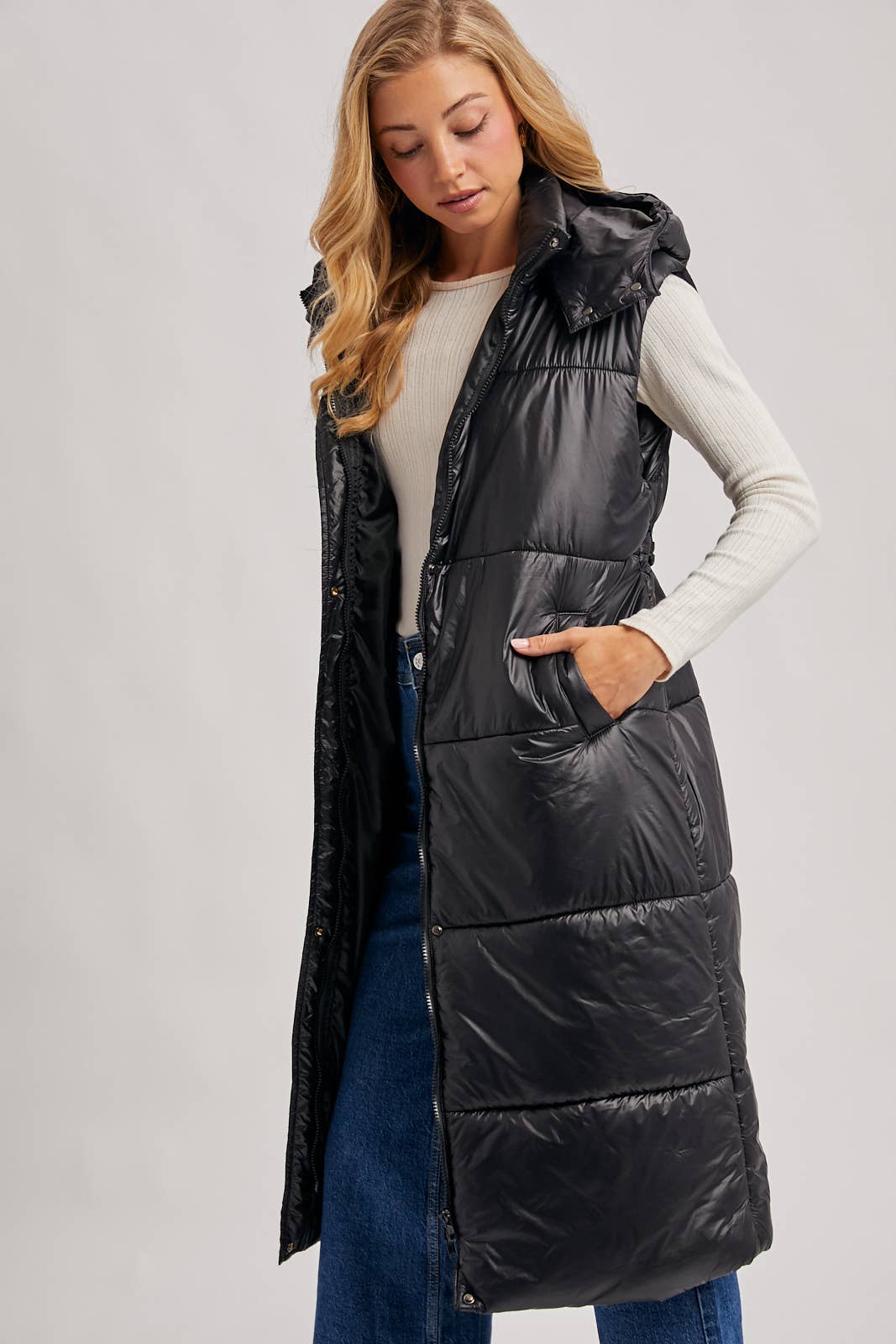 Bluivy – wholesale Väst - Dam – LÅNG LINJE BÄLTE PUFFER HUVA VÄST25