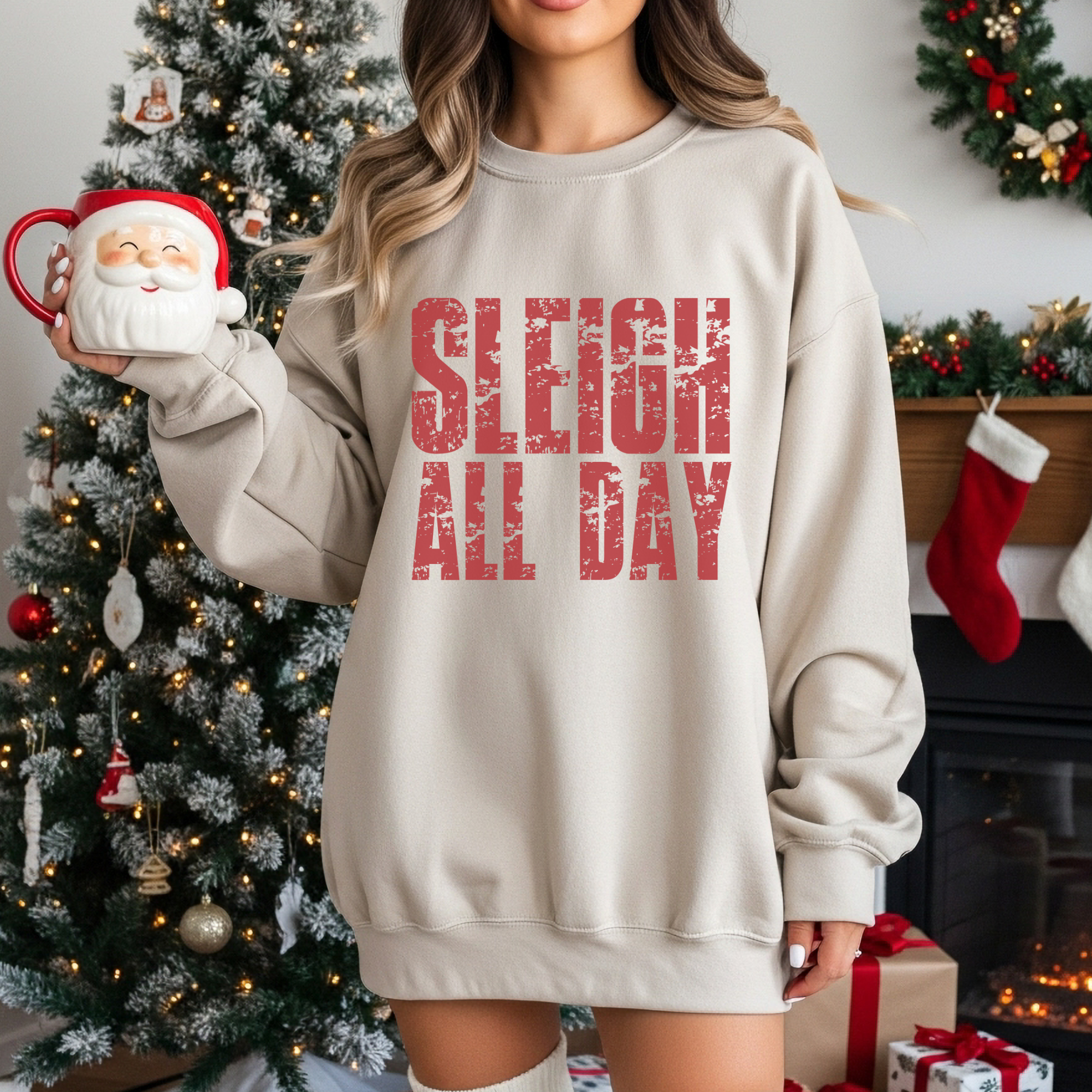 Trendznmore - Modern Graphic Apparel - Vendita all'ingrosso Felpa stampata - Donna - Maglione Natalizio Divertente "Sleigh All Day" - Felpa Festiva per Mamma4
