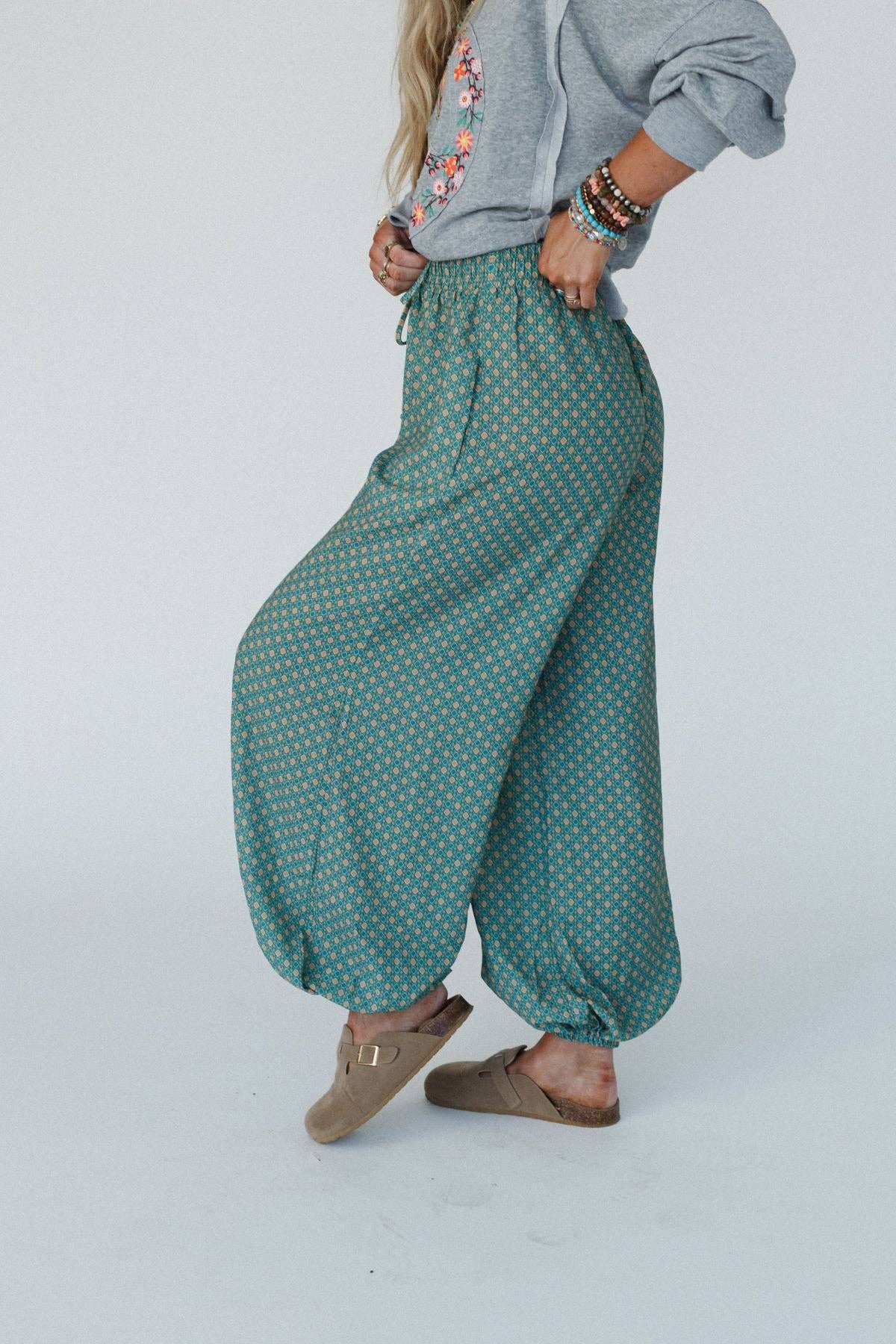 Three Bird Nest - Vente Pantalon d'intérieur/de jogging – femme - Pantalon de jogging imprimé Mystic Mirage - Turquoise5