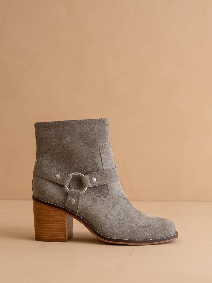 The Cameron | Grey Heeled Moto Chelsea Boot for wholesale by OASIS SOCIETY