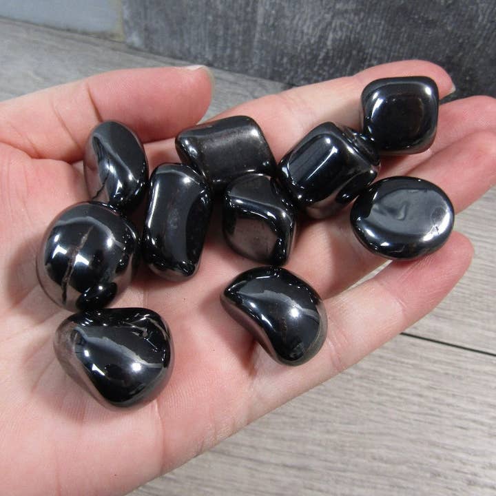 Pierres roulées en hématite – Sac de 1 lb pour boutiques de cristaux pour la vente par Keystone Crystals