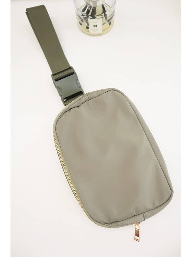 Solid Color Crossbody Fanny Pack Belt Bag and other Purchase Wholesale cross country. Free Returns & Net 60 Terms on Faire trending on Faire.