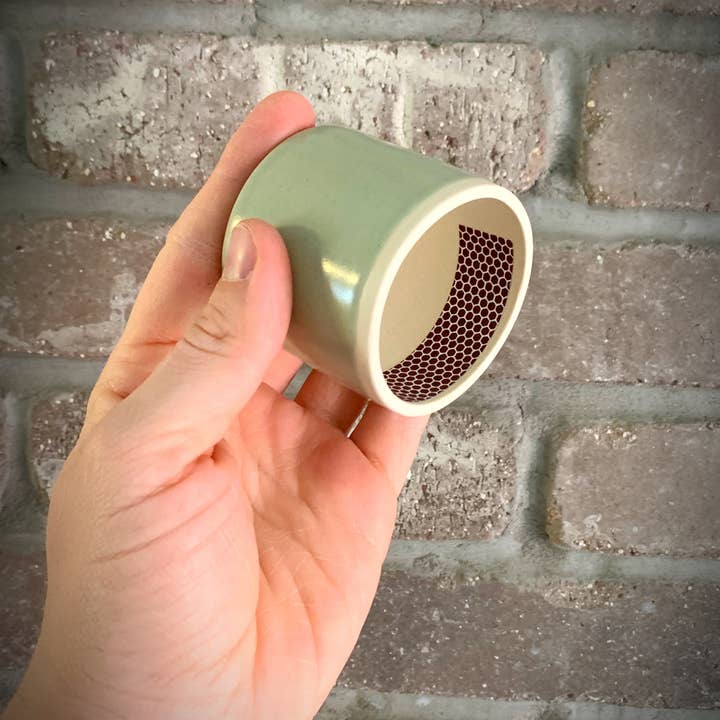 Sift Ceramics - Wholesale Match Holder - Matchstick Striker1