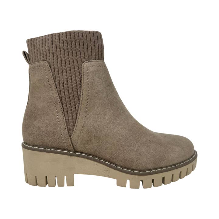 Very G - Wholesale Booties - Women's - Magnolia Very G Sweater Cuffed Slip on Boot