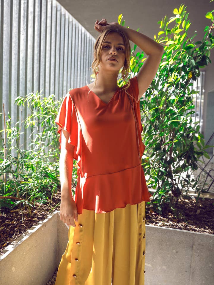 Blouse with Foliage and Vivid for wholesale by GUIMANOS