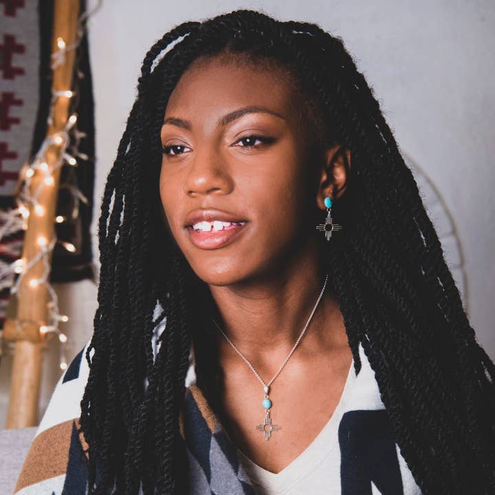 T.Skies Jewelry - Vente Colliers à pendentif - Enchantement : pendentif Zia en turquoise4