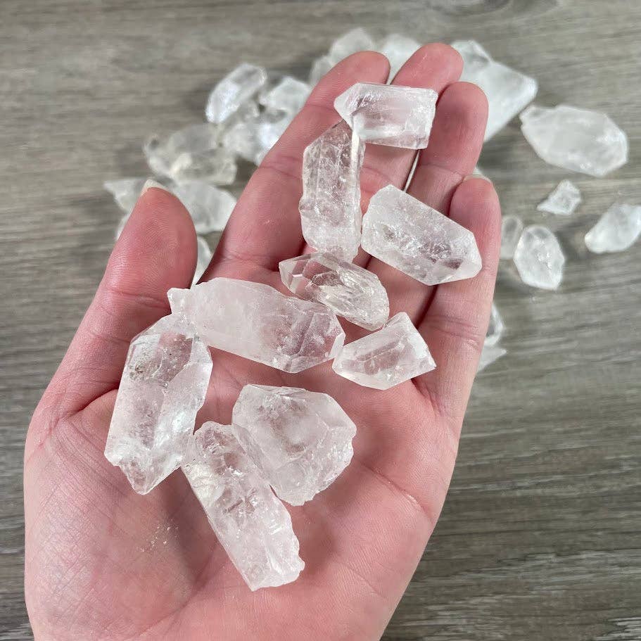 Keystone Crystals - Vente Pierre et cristal de spiritualité - Pointes de quartz clair du Brésil – Lot de 1 lb de cristaux bruts naturels1