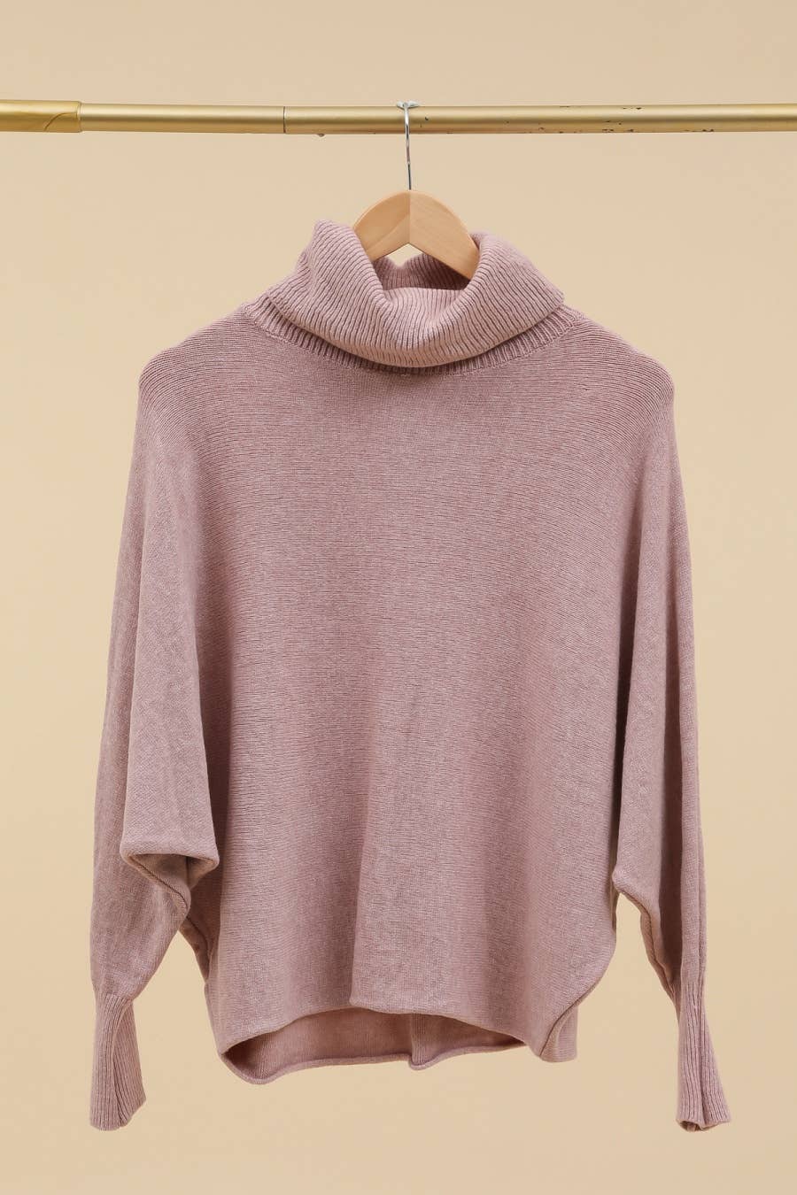 LÉA & LUC - Wholesale Knit Sweater - Women's - Turtleneck sweater REF. 614238