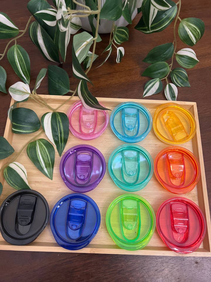 Colored Lids for 20oz Tumblers for wholesale by Peony Lee Art