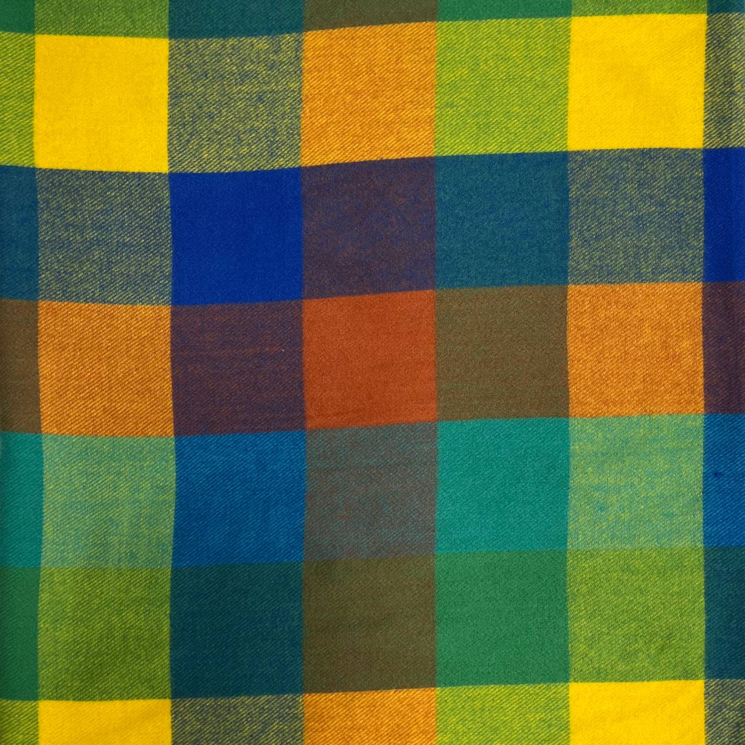 London Scarves - Wholesale Scarf - Women's - Classic colourful mini check scarf with tassels2