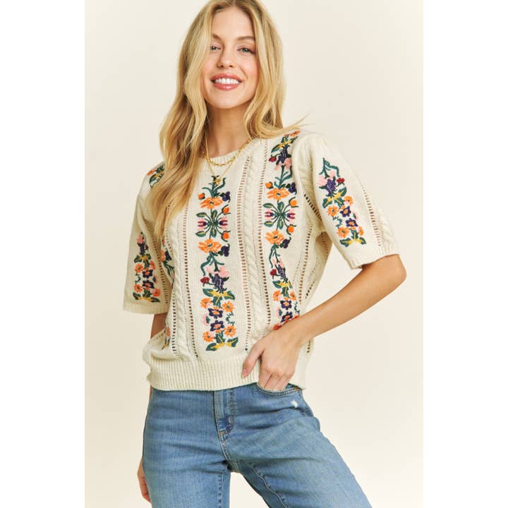 Sweet Generis - Wholesale Knit Sweater - Women's - CUTE FLORAL EMBROIDERY CASUAL PULLOVER SWEATER