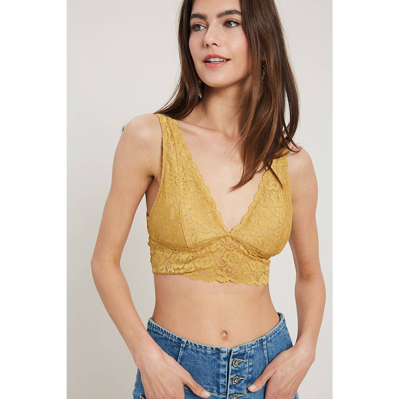 Wishlist Apparel - Vente Brassière – femme - BRASSIÈRE REMBOURRÉE À COL EN V EN DENTELLE FESTONNÉE/T8233_P23