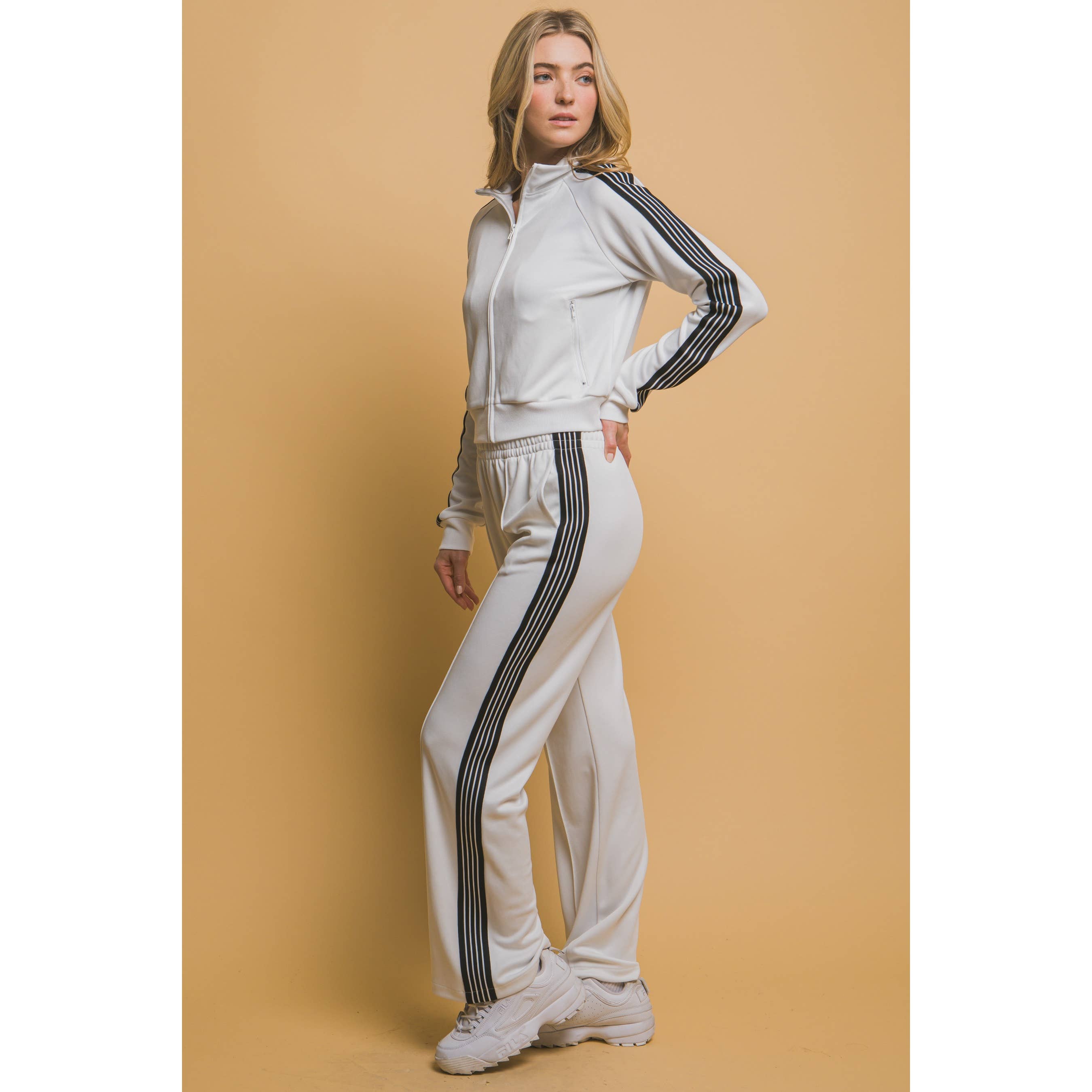 HiteJeans – wholesale Activewear set – Women′s – Trendy side stripe jacket and pants set2