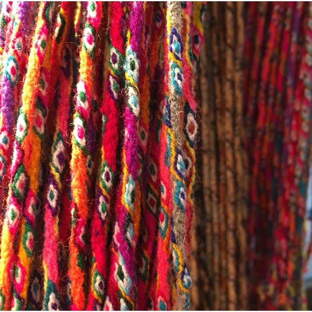 Titicaca – wholesale Vävt/flätat armband – Inca flätat armband i flerfärgade trådar3