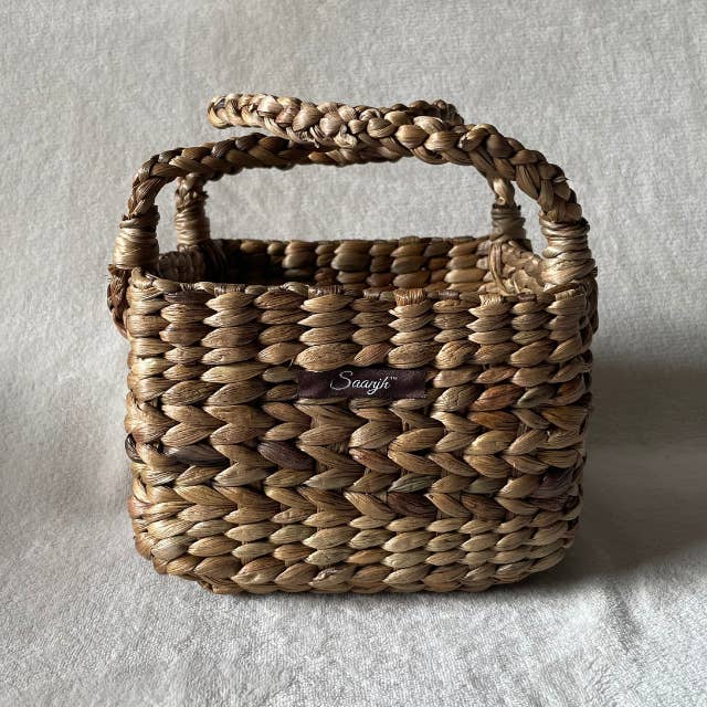 Saanjh - Wholesale Basket - Saanjh Shaded Straw Bucket Basket | Gift/Hamper Basket3