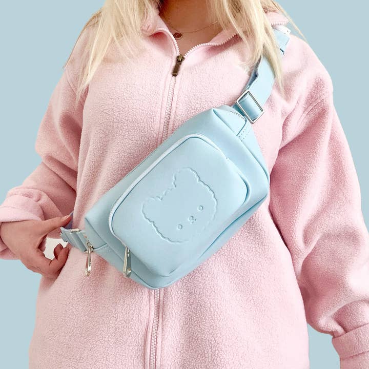 Riñonera Fujibee azul cielo para venta al por mayor de Fujibee