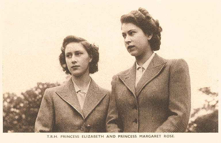 Found Image Press - Wholesale Stationery/Notecard Set - Greeting Card EN-345 Princesses Elizabeth and Margaret0