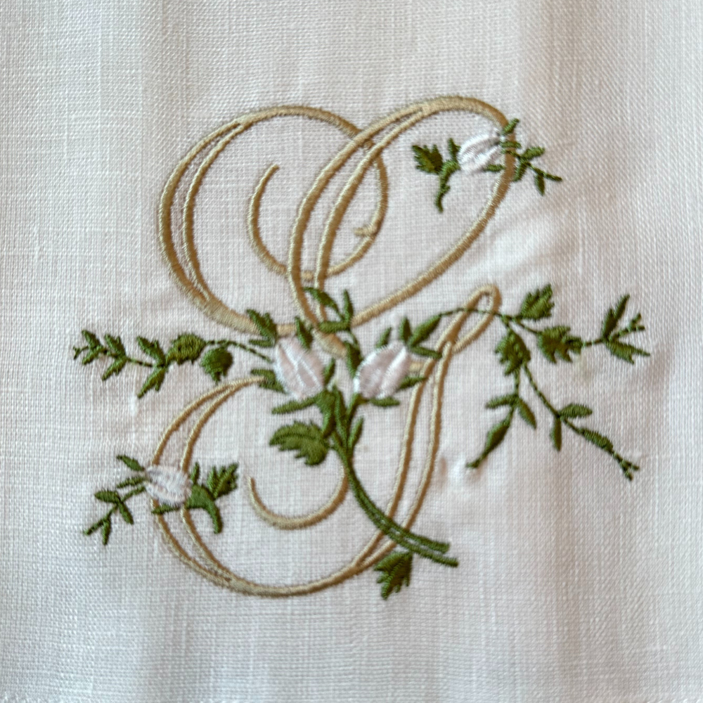 Arte Italica & Crown Linen Designs – Großhandel Geschirrtücher – Florales Monogramm-Handtuch - Neu6